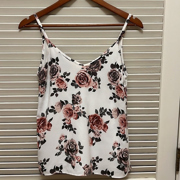 158. Forever 21 Spaghetti Strap Crop Top - Picture 4 of 9